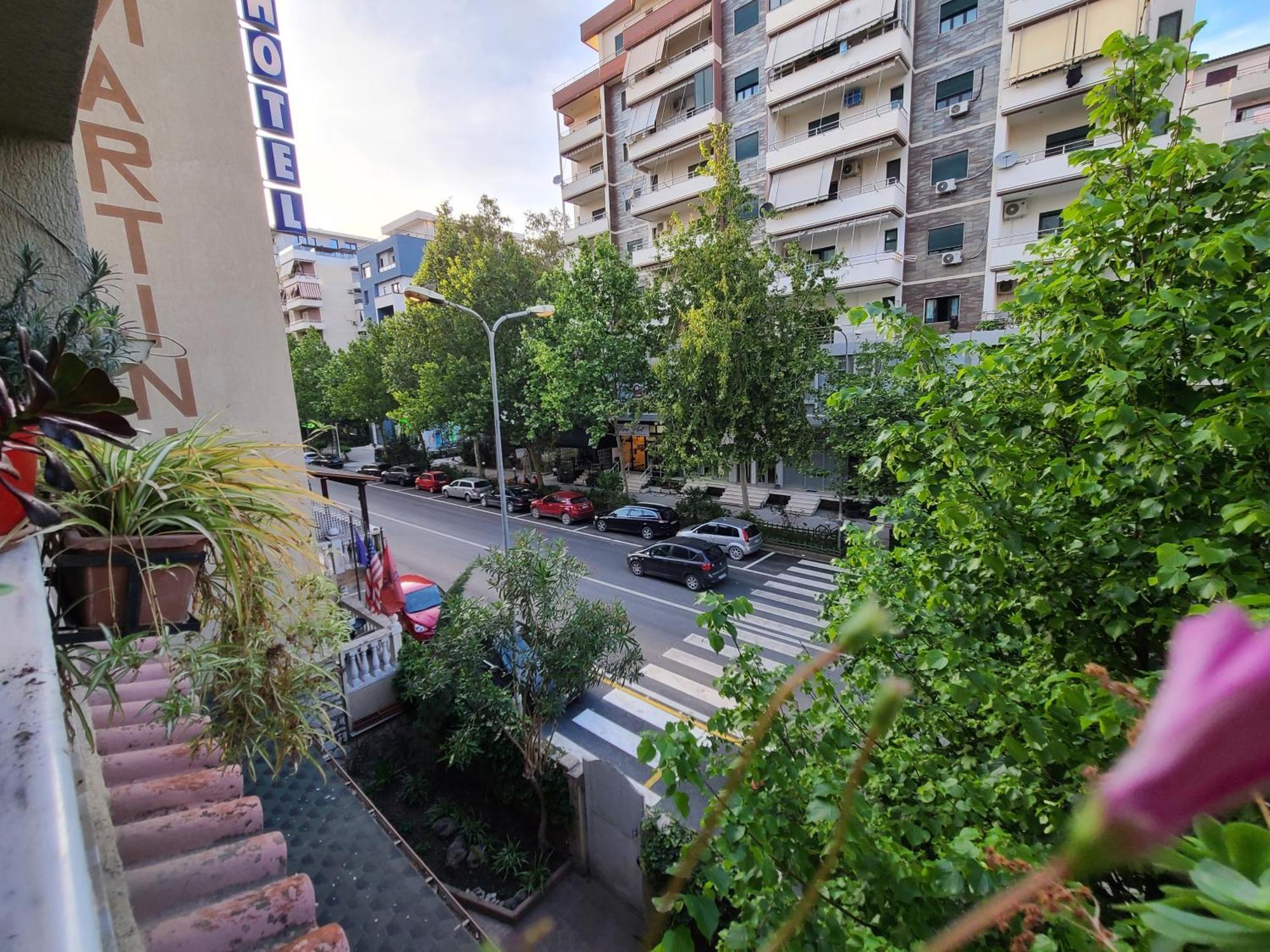 Hotel Martini Vlore Exterior photo