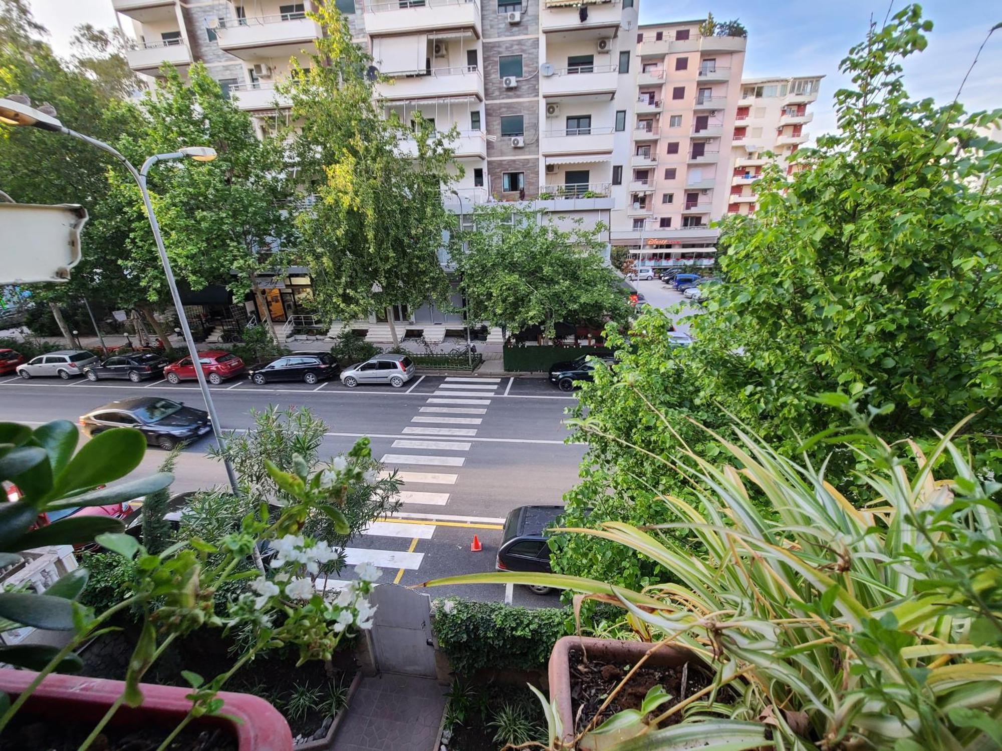 Hotel Martini Vlore Exterior photo