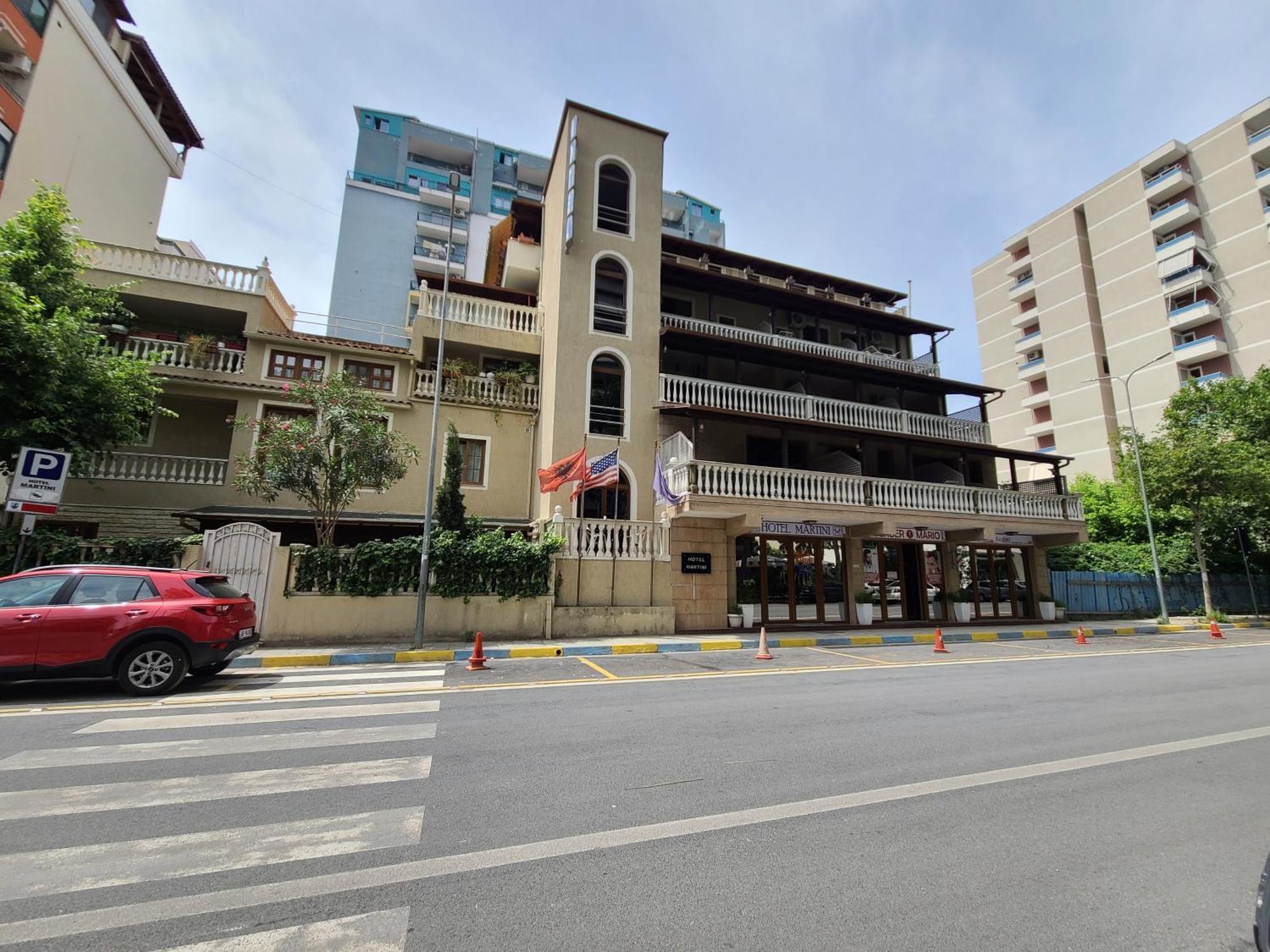 Hotel Martini Vlore Exterior photo