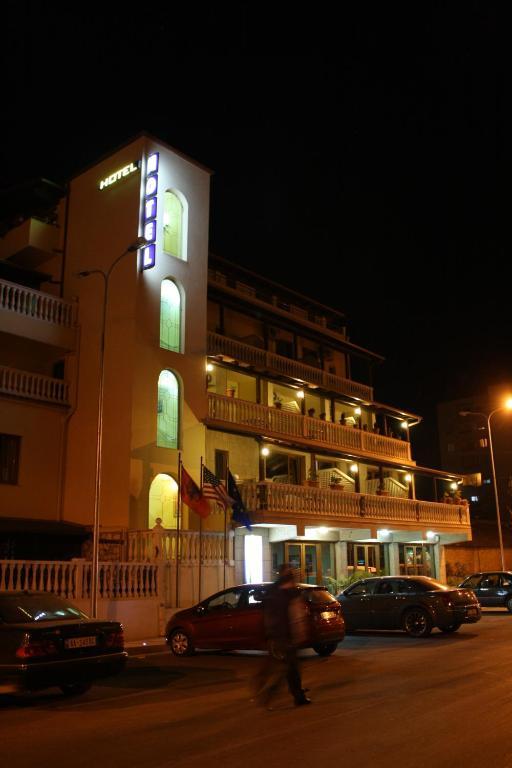 Hotel Martini Vlore Exterior photo