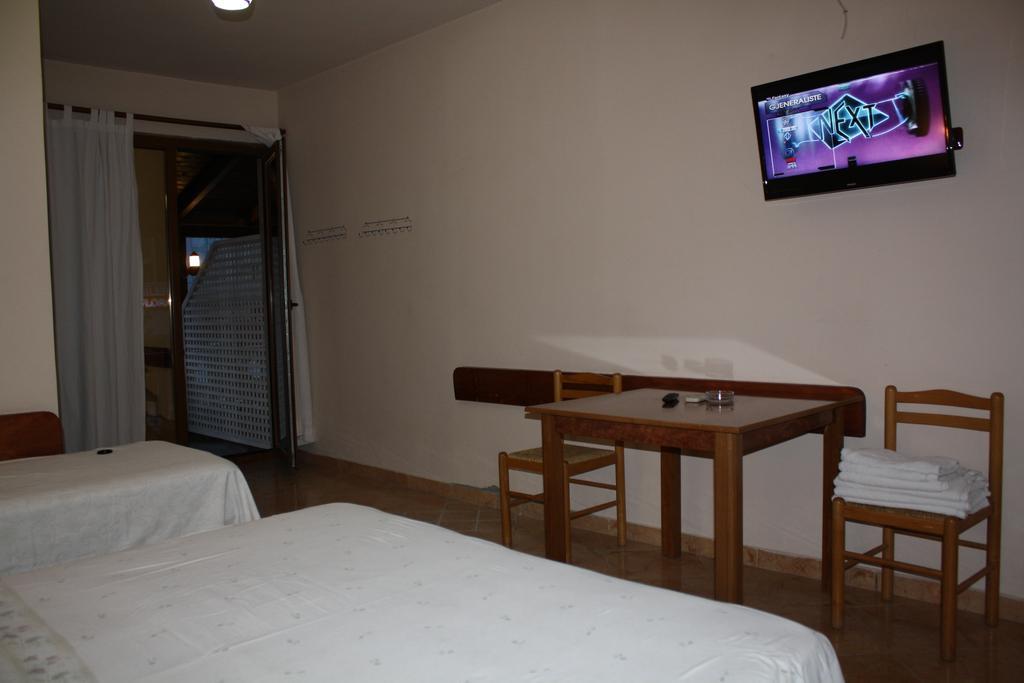 Hotel Martini Vlore Room photo